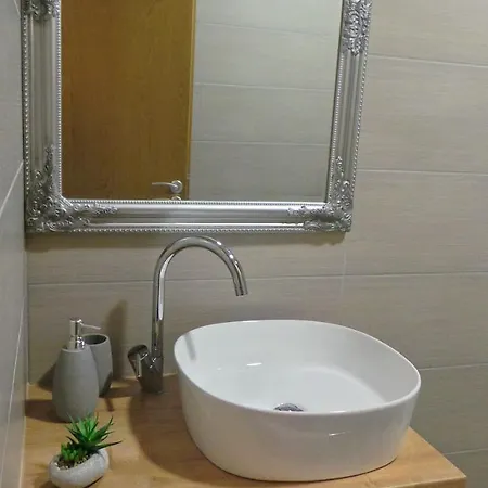 Semesterbostad Kuca Za Odmor Alvin *